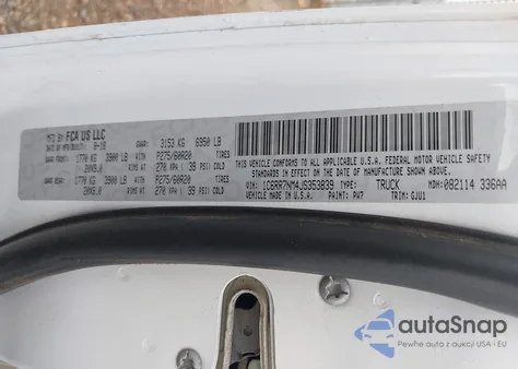 2018 Ram 1500 Laramie 4X4 5'7 Box from USA, damaged, VIN 1C6RR7NM4JS353839